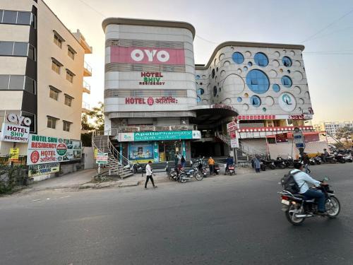 Vadodara Hotel | HOTEL ATITHI INN