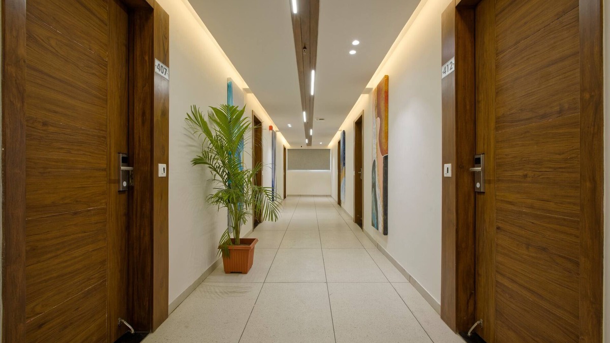 Sarkhej Hotel | Hotel Aurellia