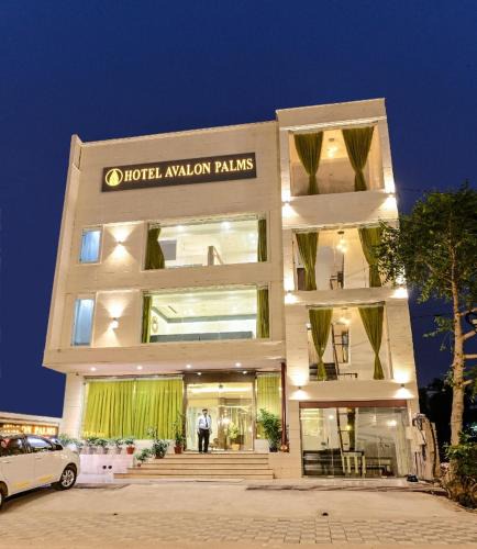 Agra Hotel | Hotel Avalon Palms Agra