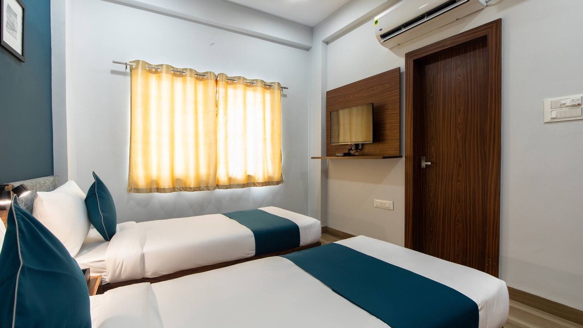 Indore Hotel | Hotel Ballfin Indor