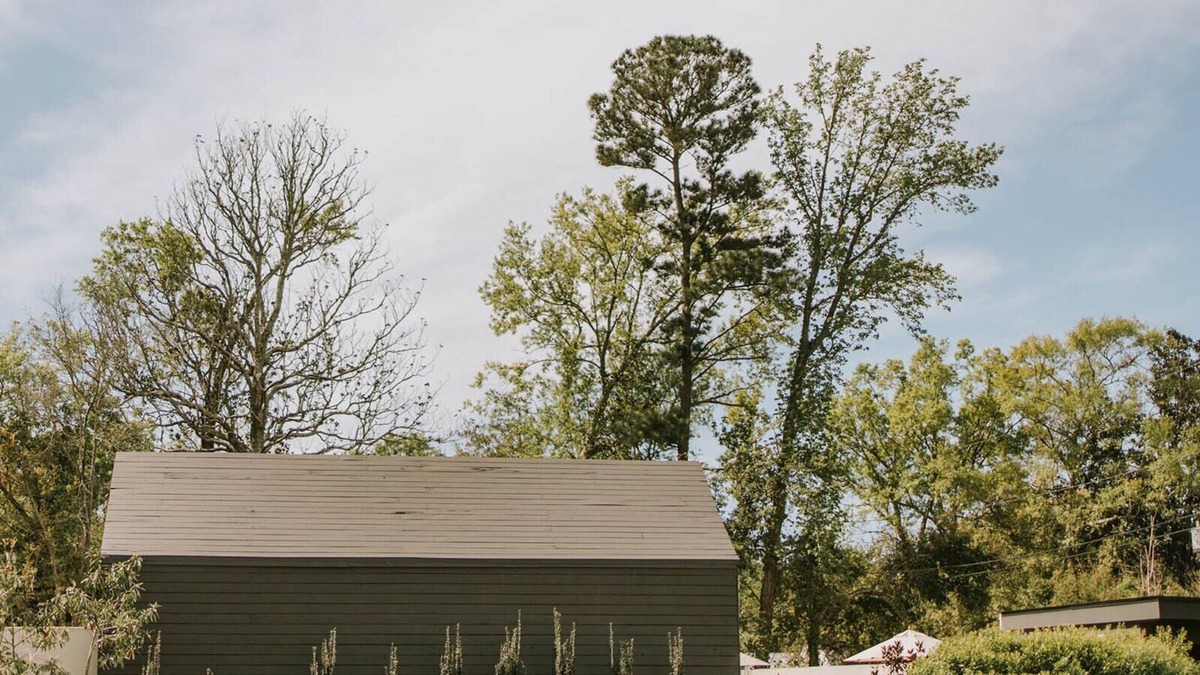Biloxi Cabin | Hotel Beatnik