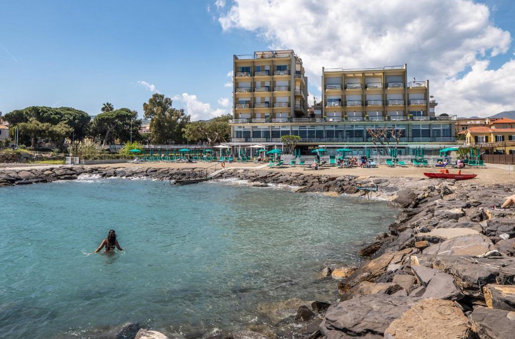 Diano Marina Hotel | Hotel Bellevue Et Mediterranée