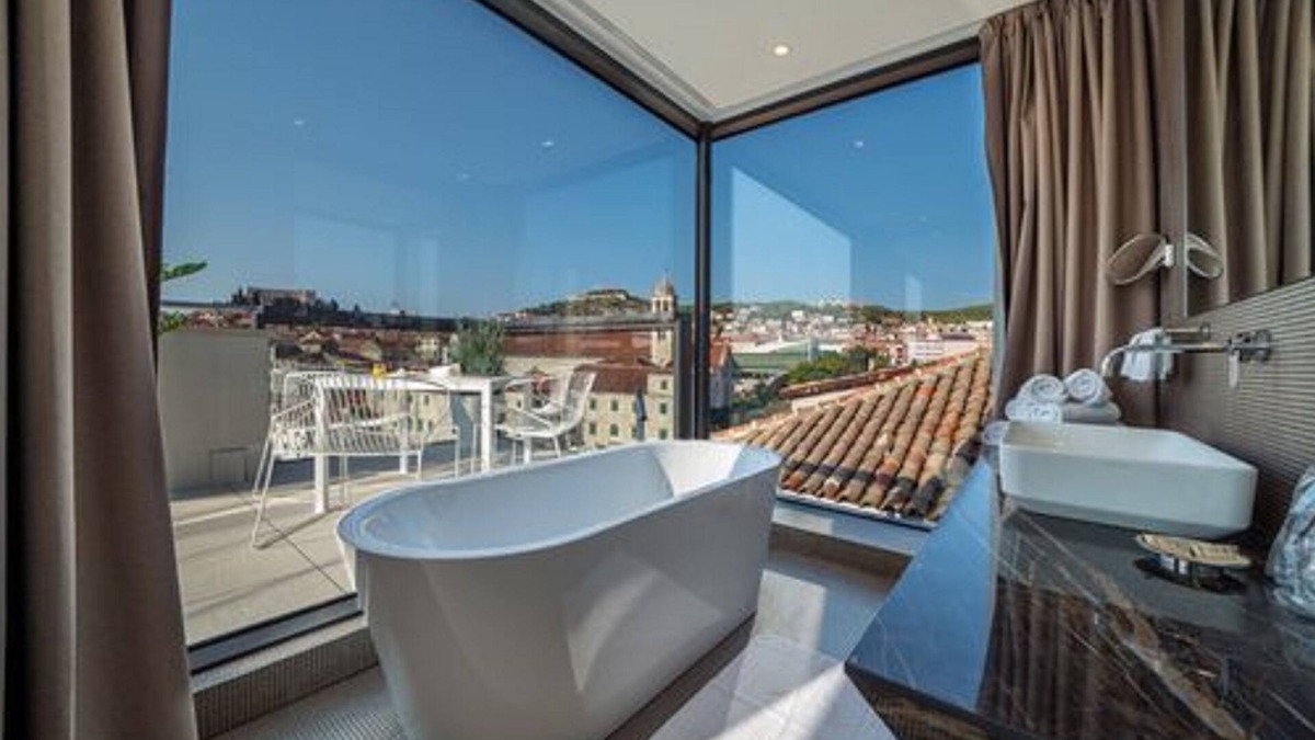 Plisac Hotel | Hotel Bellevue - Superior City Hotel