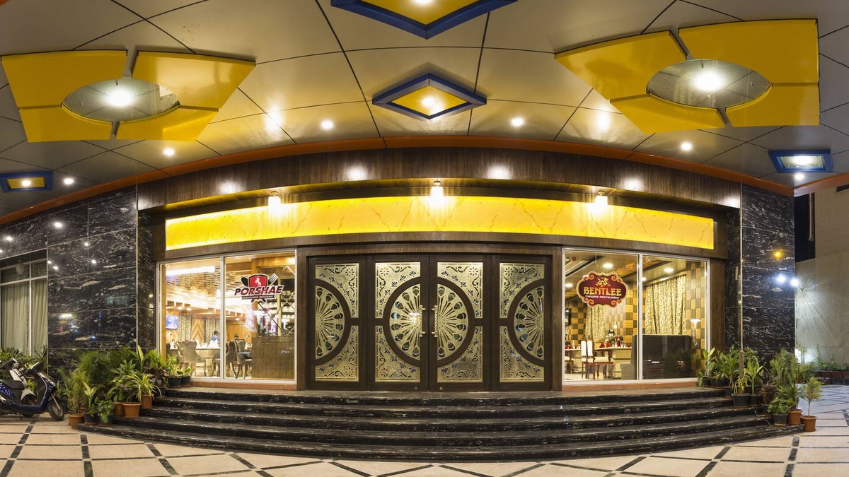 Vellore Hotel | Hotel Benzz Park Vellore