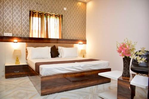 Karnal Hotel | Hotel Bhardwaj