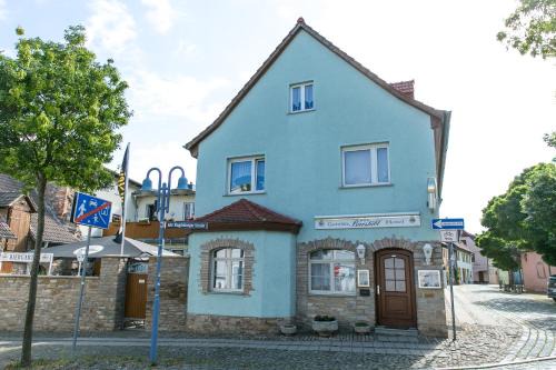 Sangerhausen House | Hotel Bierstübl