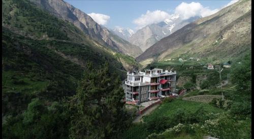 Keylong Hotel | Hotel Blue Pine