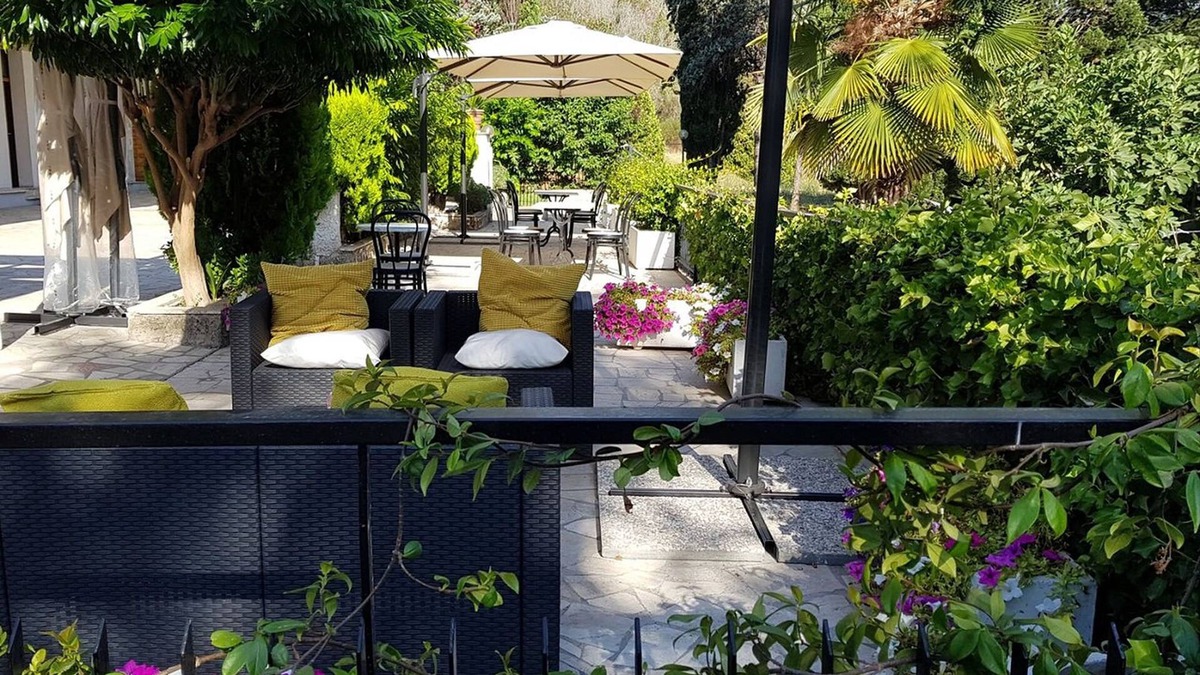Zona XLV Castel di Guido Hotel | Hotel Boomerang