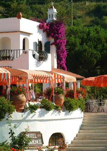 Mola Hotel | Hotel Cala di Mola