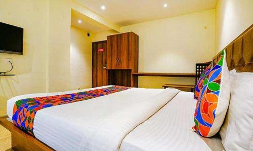 Pune Hotel | Hotel Chaitanya Executive