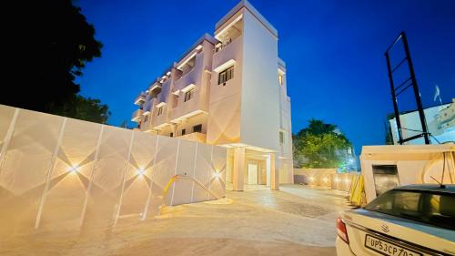 Gorakhpur Hotel | Hotel City Inn 2min Walk To Gorakhnath Temple