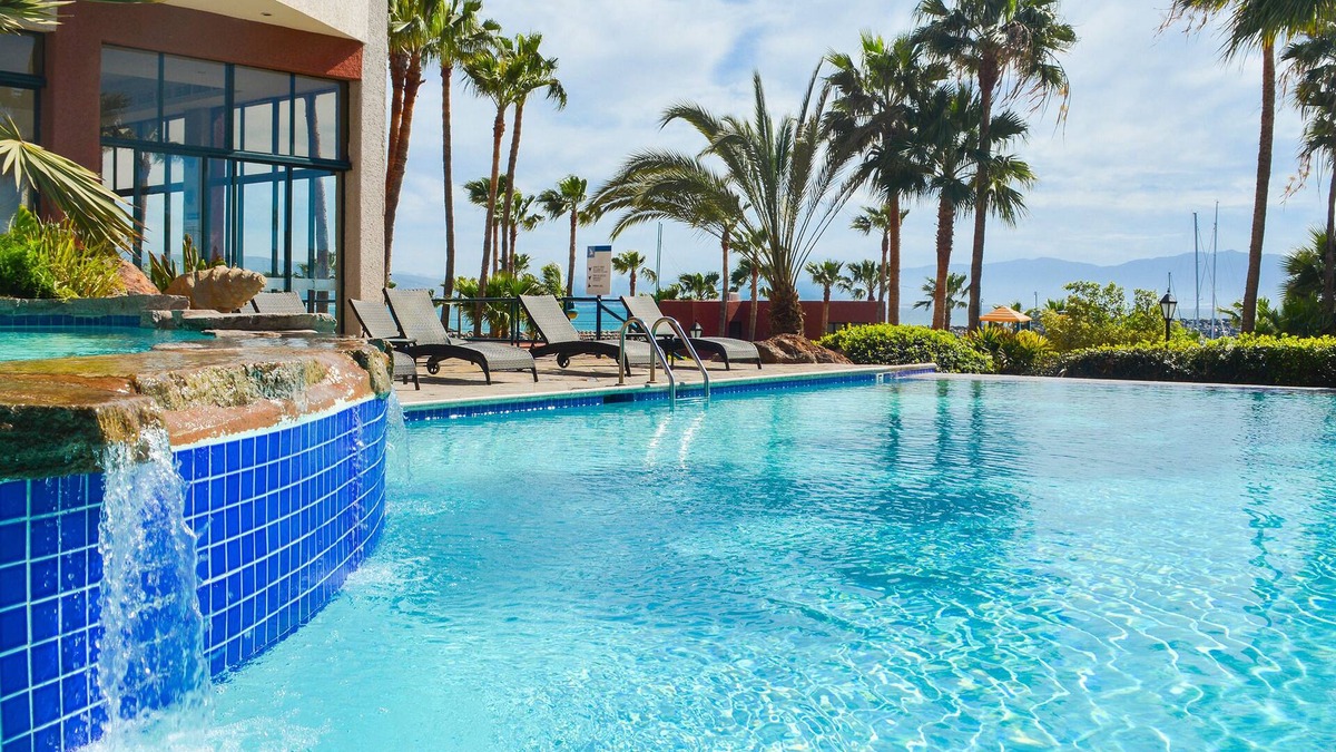 Ensenada Hotel | Hotel Coral And Marina
