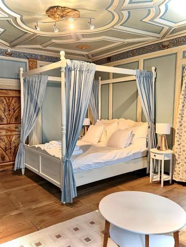 Vicosoprano Hotel | Hotel Corona