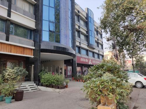 Meerut Hotel | Hotel Crystal Palace Meerut