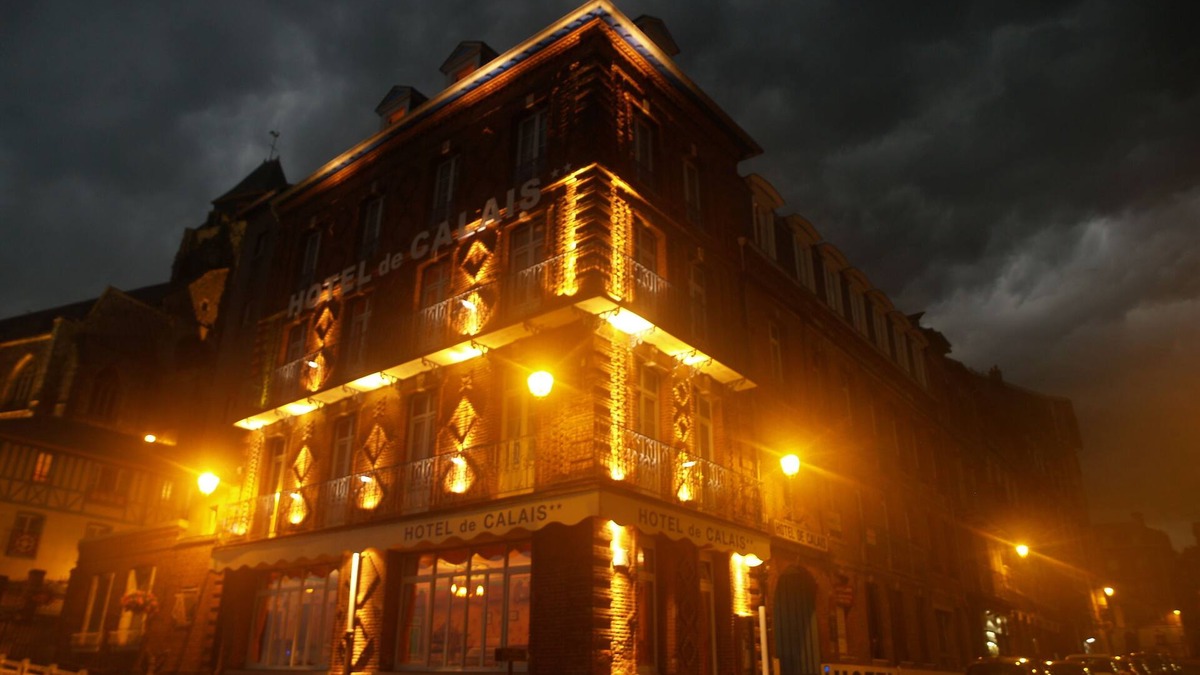 Le Treport Hotel | Hotel De Calais