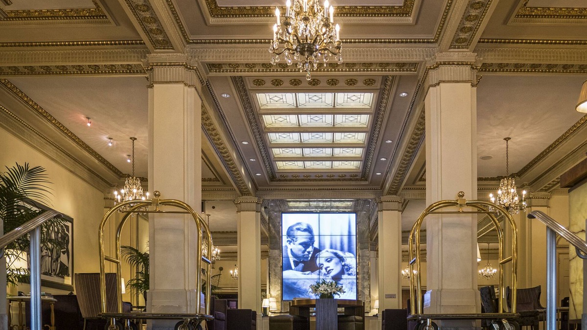 Goose Hollow Hotel | Hotel deLuxe