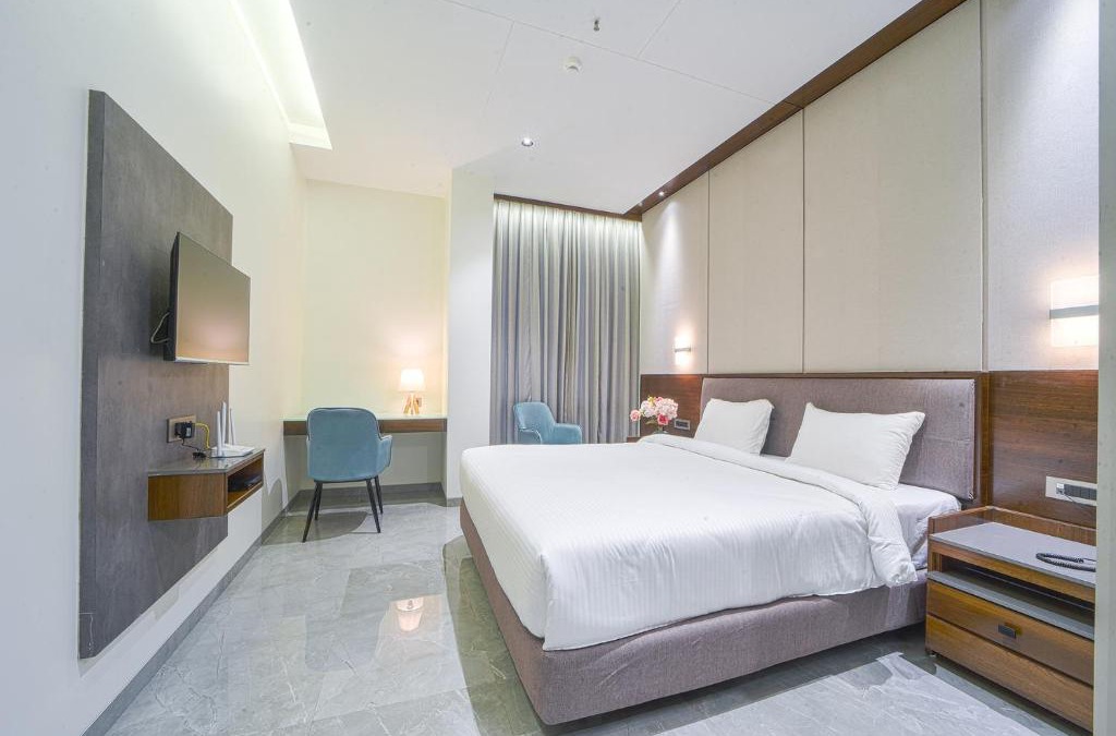 Sangli Hotel | Hotel Devgiri Inn and Restaurant