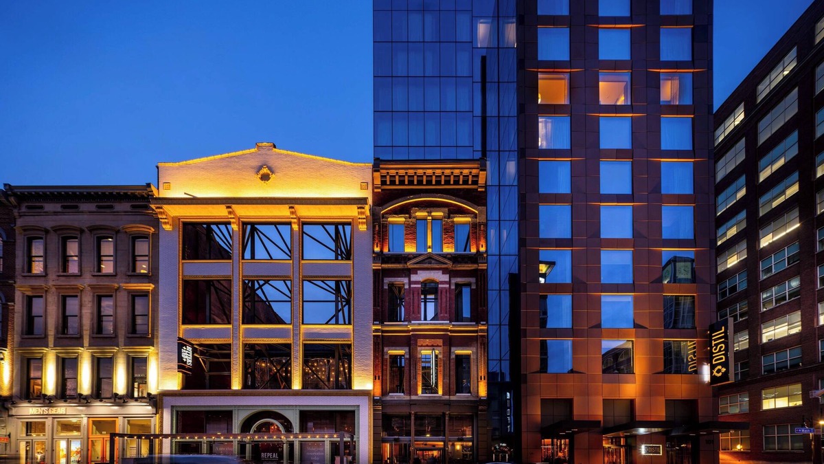 Downtown Louisville Hotel | Hotel Distil, Autograph Collection