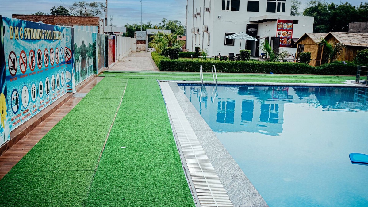 Bhiwani Hotel | Hotel DM Heavens