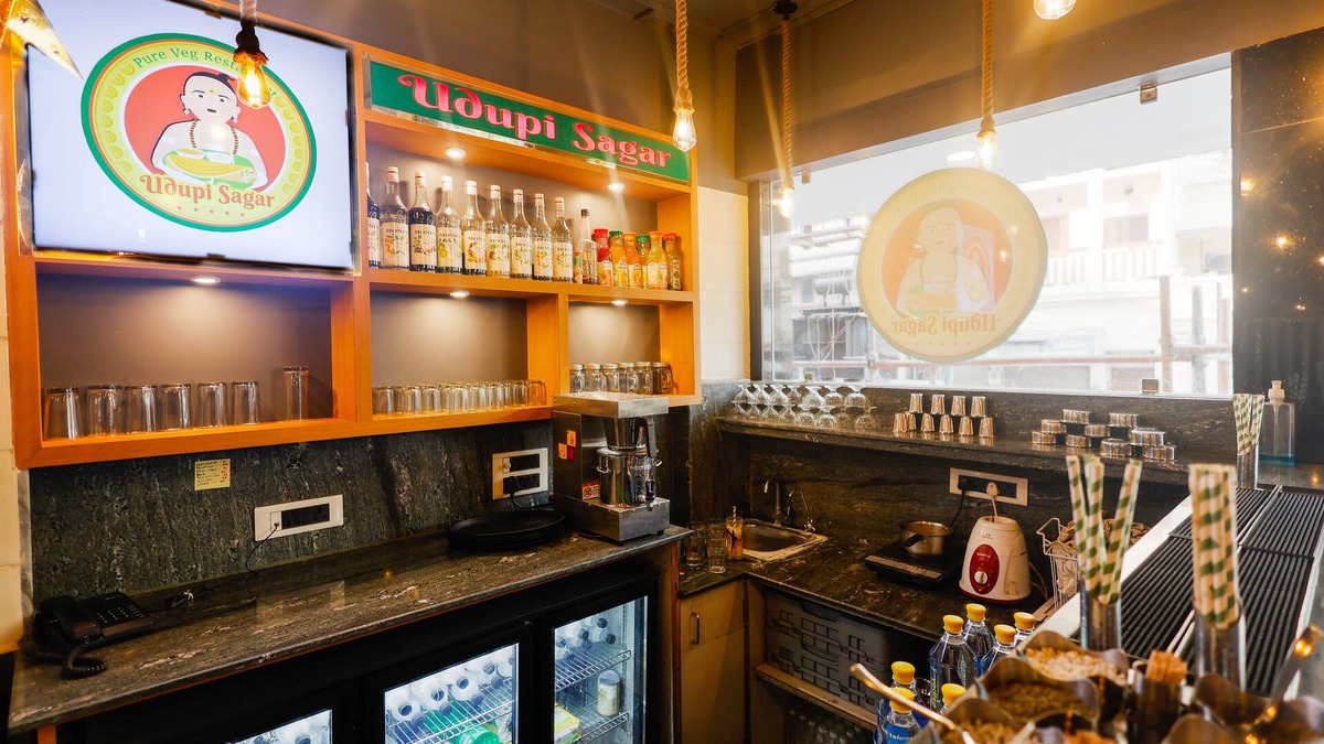 Varanasi Hotel | Hotel Dolphin International