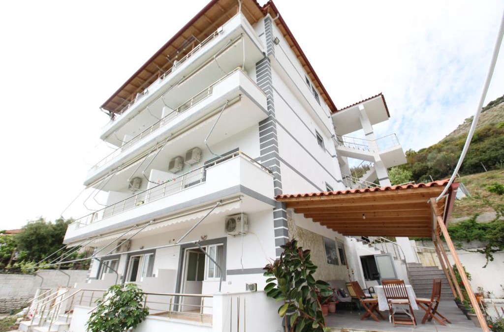 Qazim Pali Apartment | Hotel Erviliano
