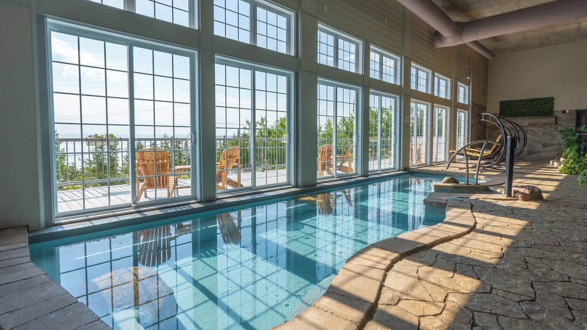 Pointe-au-Pic Hotel | Hotel et Pavillons Le Petit Manoir du Casino