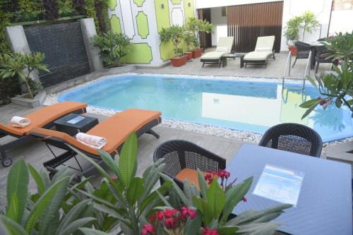 Sindhi Camp Hotel | Hotel Gandharva- A Green Hotel