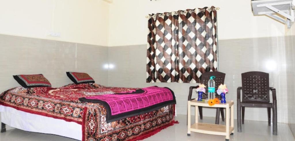 Shani Shingnapur Cabin | Hotel Ganpati and Lodging