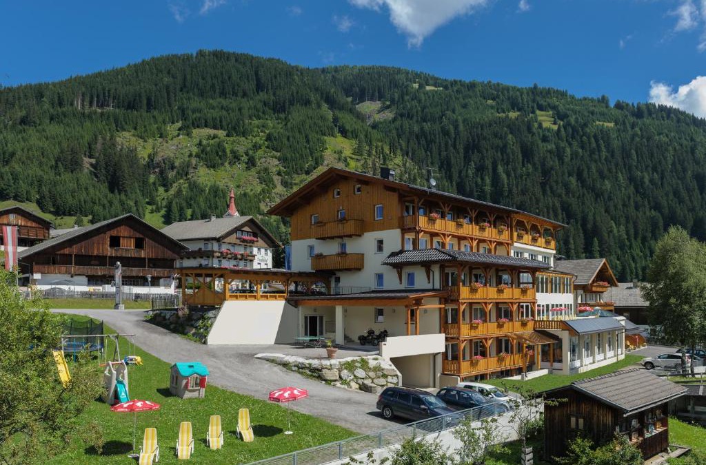 Obertilliach Hotel | Hotel-Gasthof Andreas