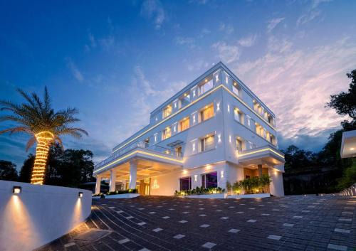 Changanacherry Hotel | Hotel Grand Avenue