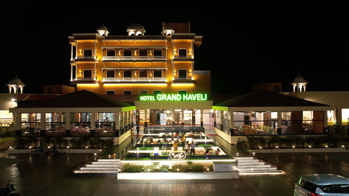 Umargam Hotel | HOTEL GRAND HAVELI