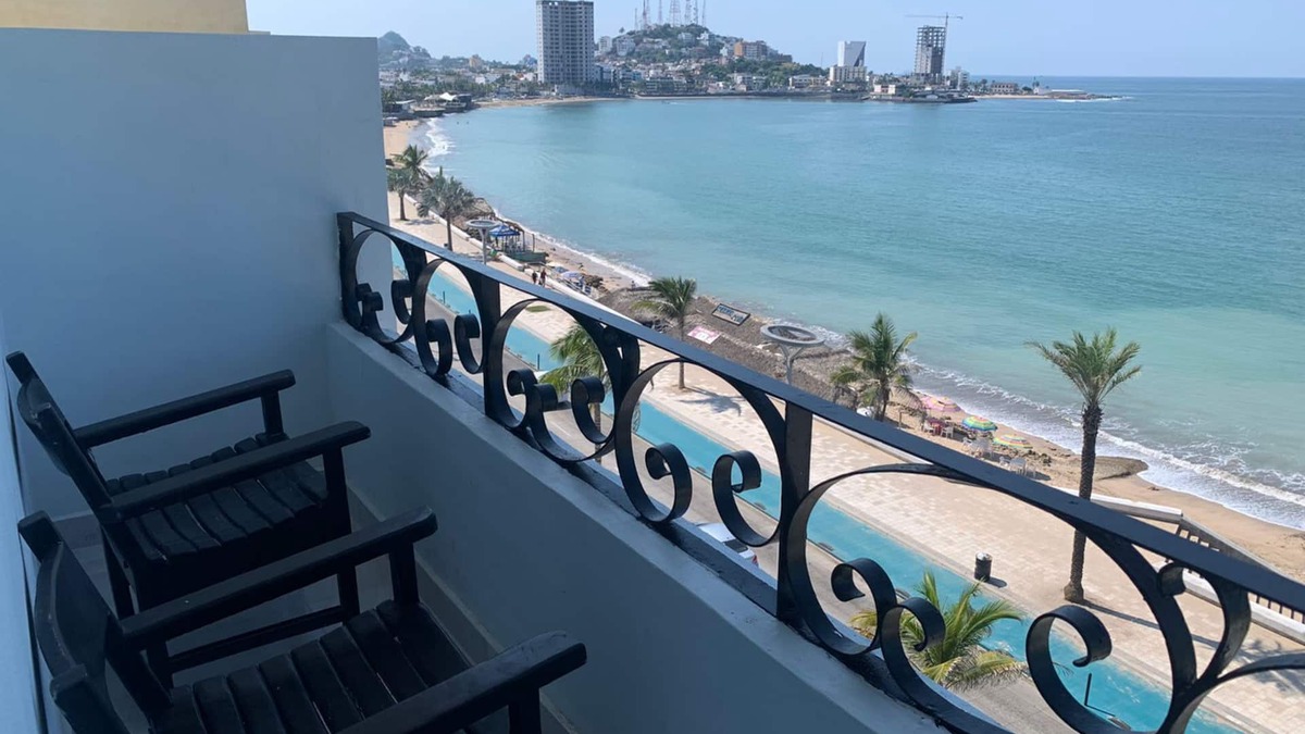 Ferrocarrilera Hotel | Hotel Hacienda Mazatlán