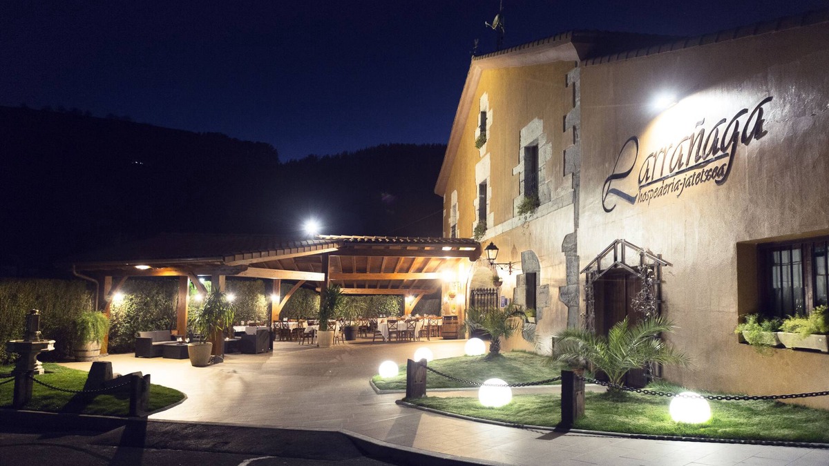 Azpeitia Hotel | Hotel Hospedería Larrañaga