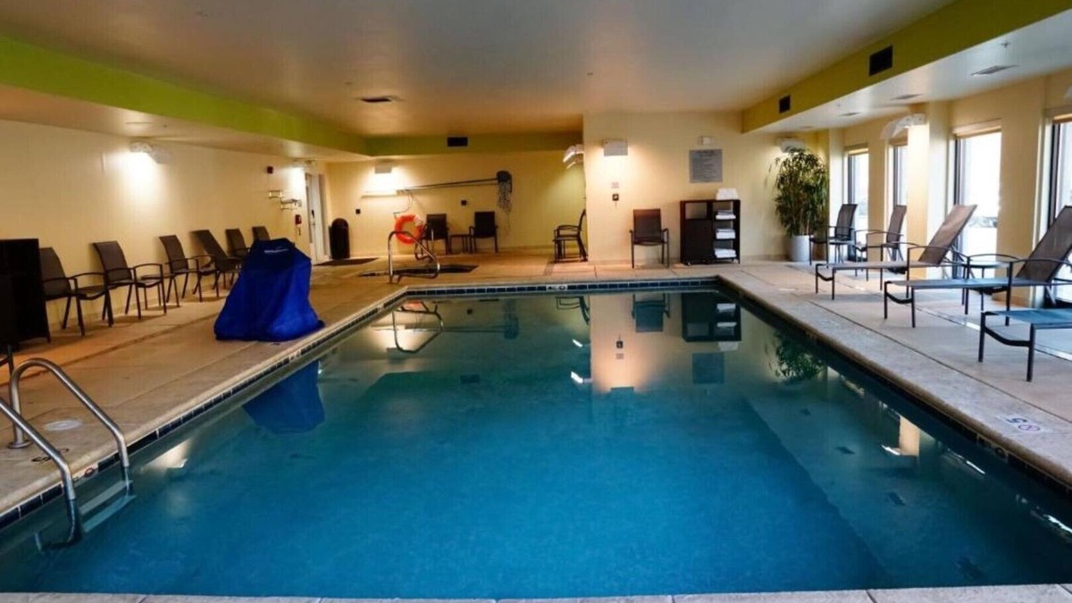 Aurora House | Hotel in Denver area located on premise of Southlands