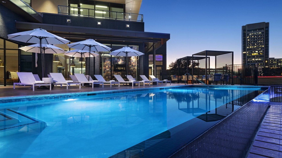 Las Colinas Hotel | Hotel Indigo Irving Las Colinas by IHG