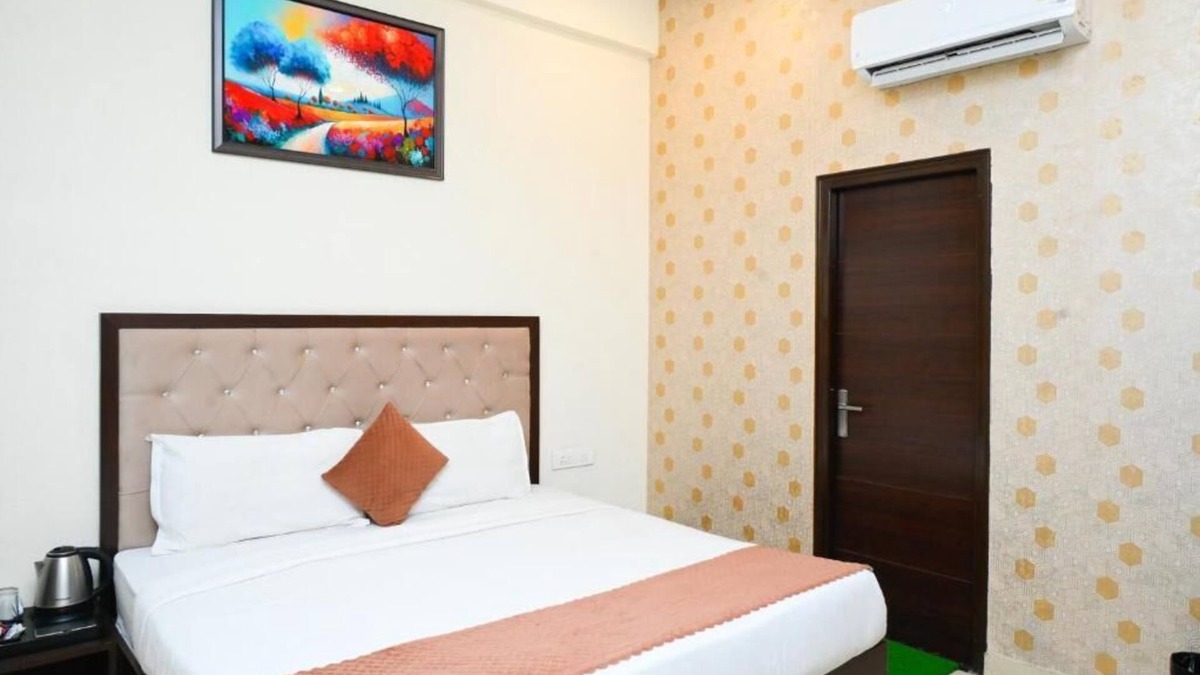 Zirakpur Hotel | HOTEL INFRAVIEW