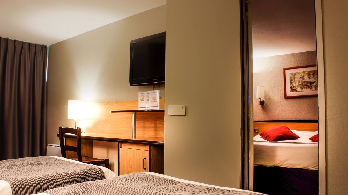 Bourges Hotel | Hotel Inn Design Bourges Resto Novo