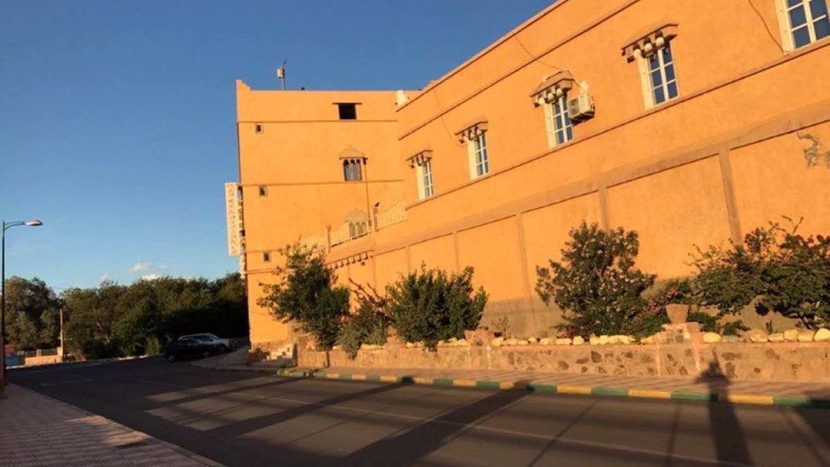 Tata Hotel | Hotel/Inn .