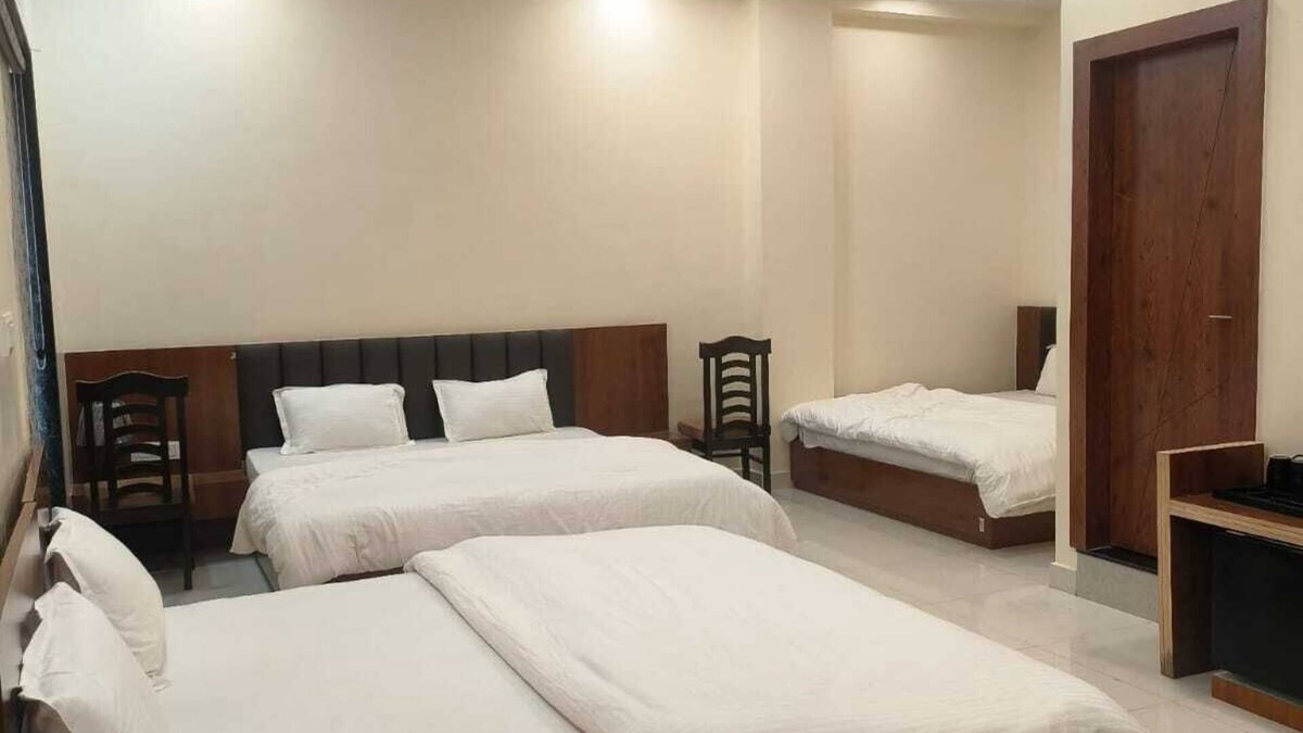 Shivpuri Hotel | Hotel Kamla Heritage - Shivpuri