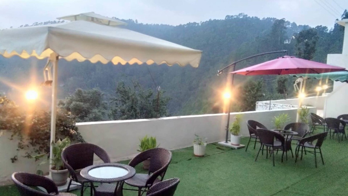 Kausani Hotel | Hotel Kausani Retreat