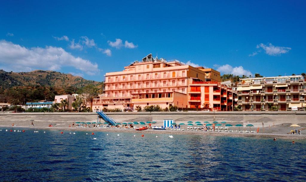 Sant'Alessio Siculo Hotel | Hotel Kennedy