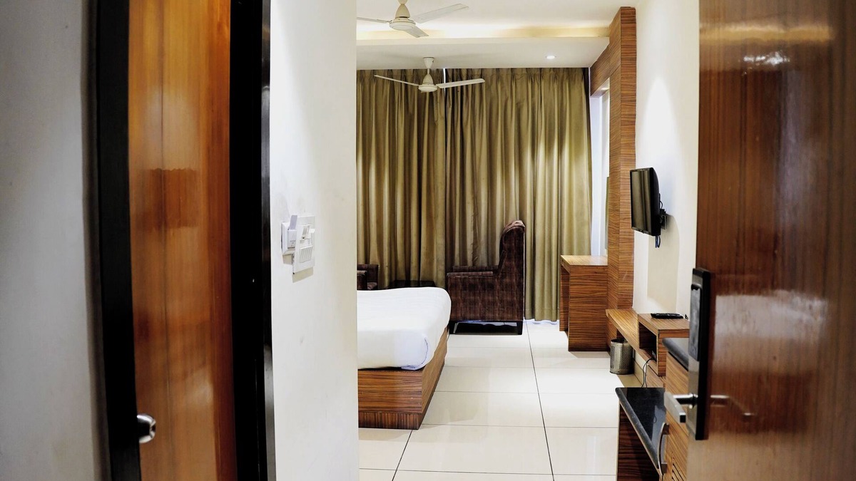 Bareilly Hotel | Hotel King's Heritage