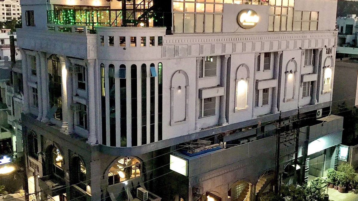 Raja Park Hotel | Hotel Kings Corner