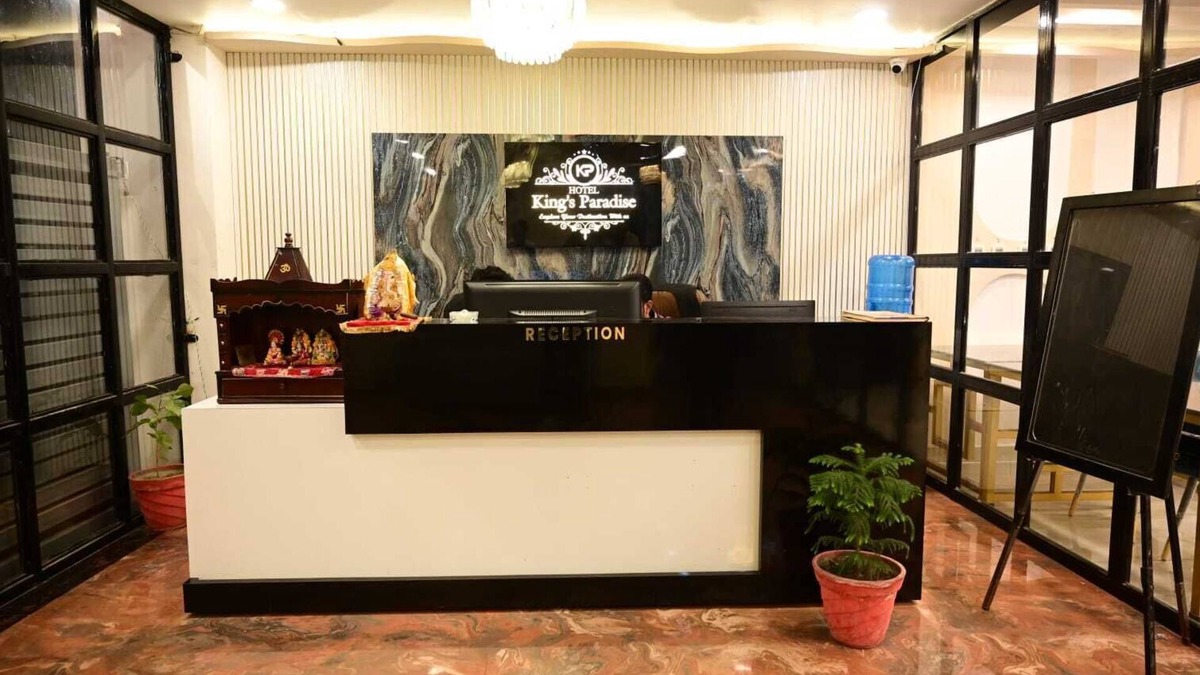 Lucknow Hotel | HOTEL KINGS PARADISE BANQUET & LAWN