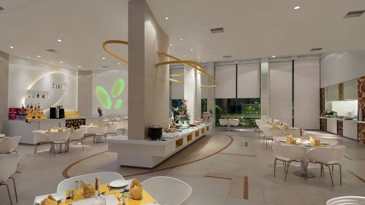 Christian Gaon Hotel | Hotel Kohinoor Elite near BKC