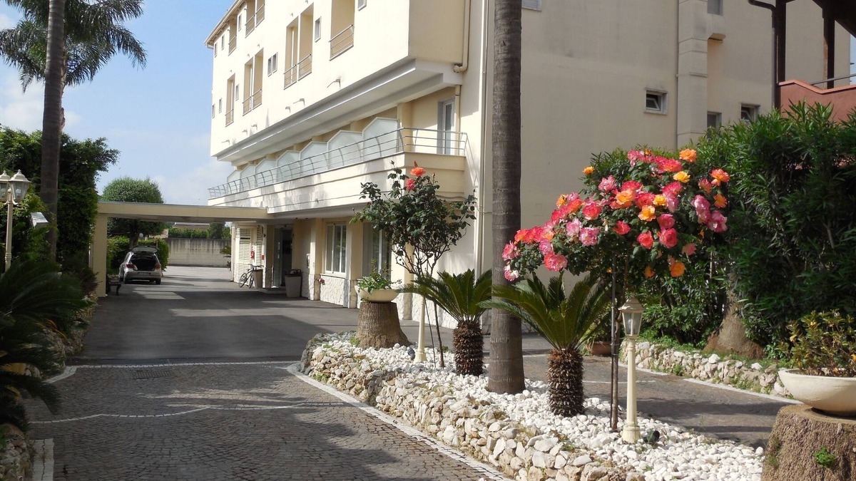 Giugliano in Campania Hotel | Hotel La Mela