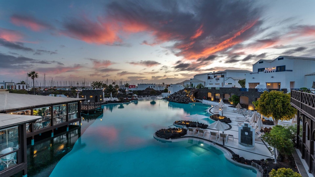 Playa Blanca Hotel | Hotel LIVVO Volcán Lanzarote