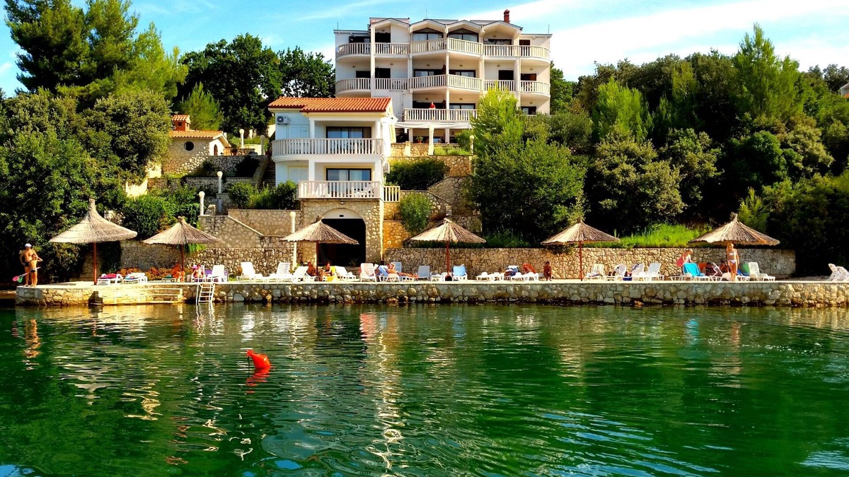 Municipality of Posedarje Hotel | Hotel Lucija