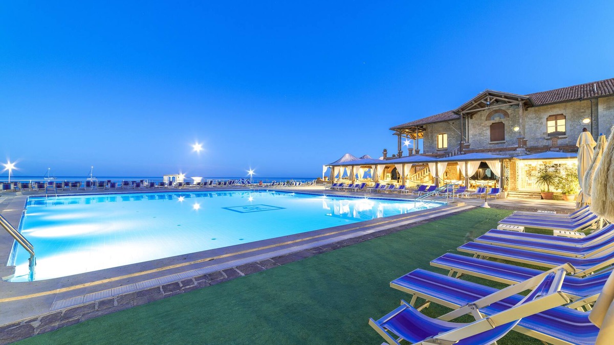 San Felice Circeo Hotel | Hotel Maga Circe