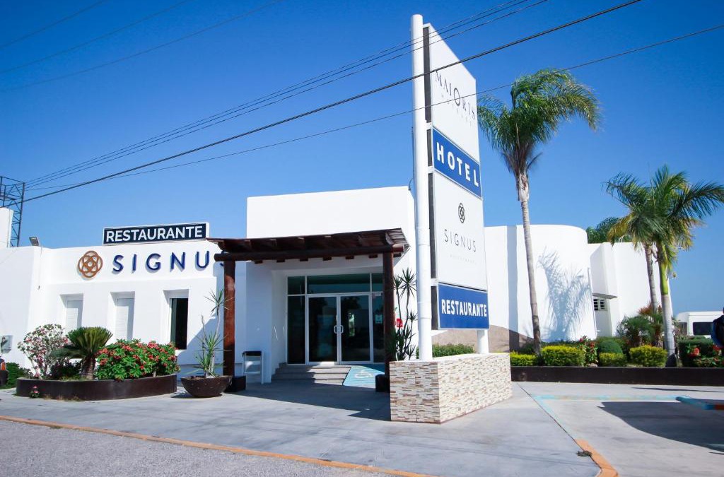 El Zacatal Hotel | Hotel Maioris La Paz